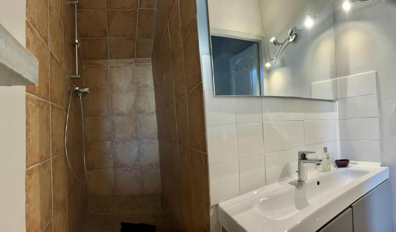 Pres Du Vieux Port Studio Terrasse Vue Degagee Eglise De Saint Jean Бастия Екстериор снимка